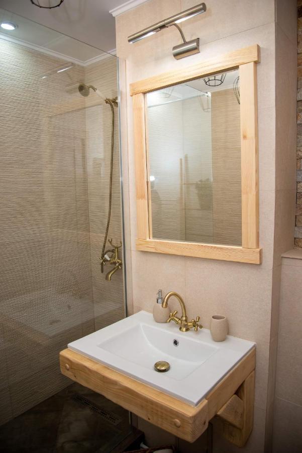 Apartament Daria Tîrgu Ocna Екстериор снимка